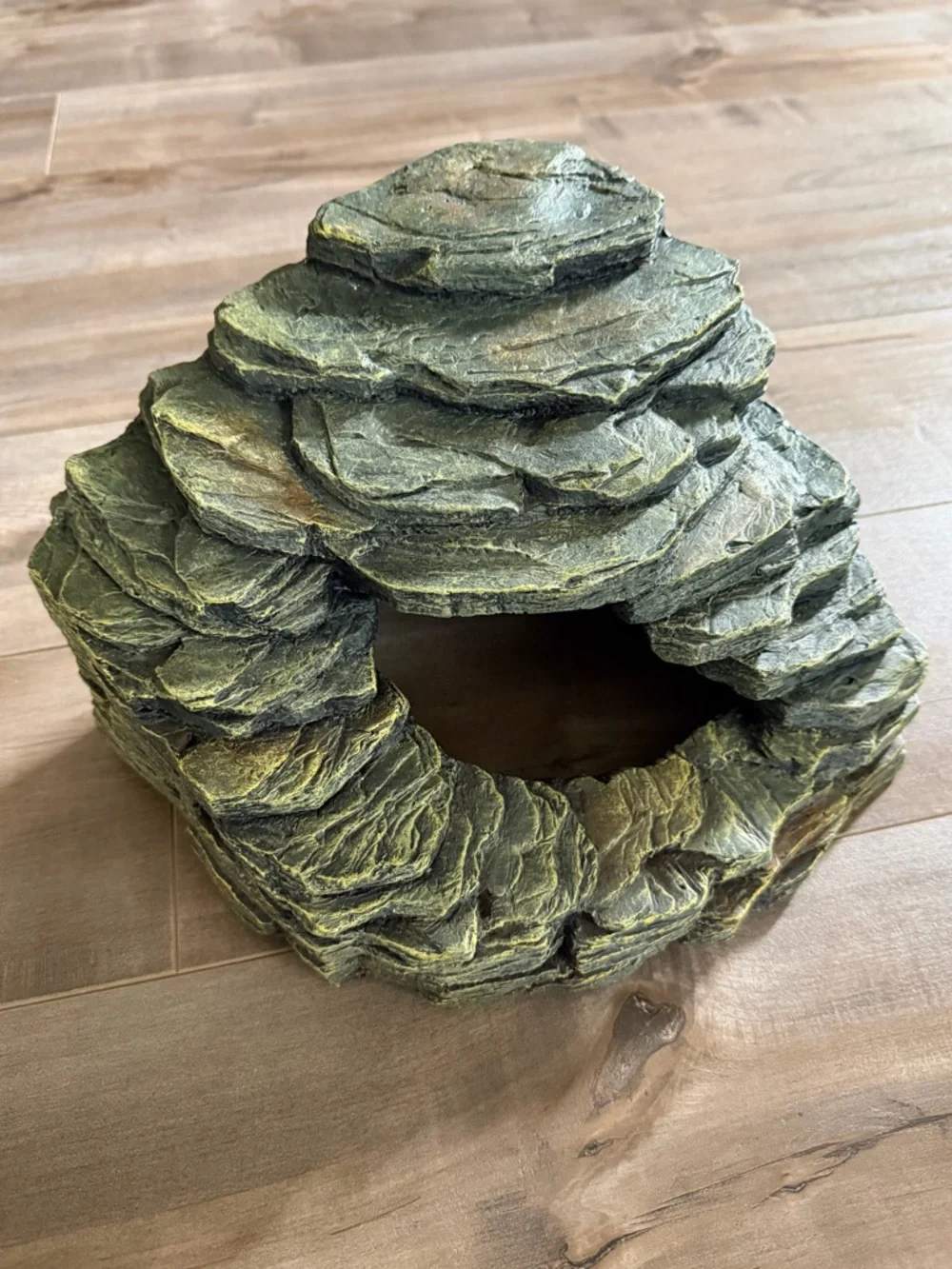 Thrive Rainforest Cave Reptile Decor